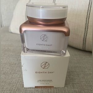 Eighth Day Luxe Moisturizer with Active Placental Matrix